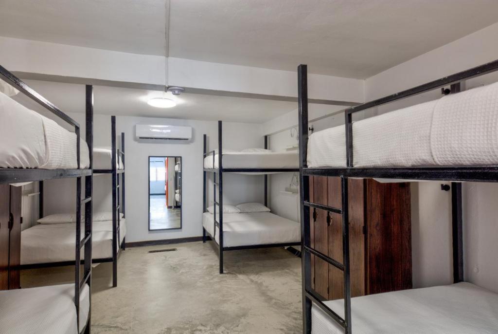 Juliette Hostel Digital Nomad Women Only Сан Хуан Екстериор снимка